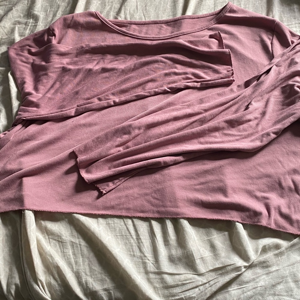 Long sleeve crop top